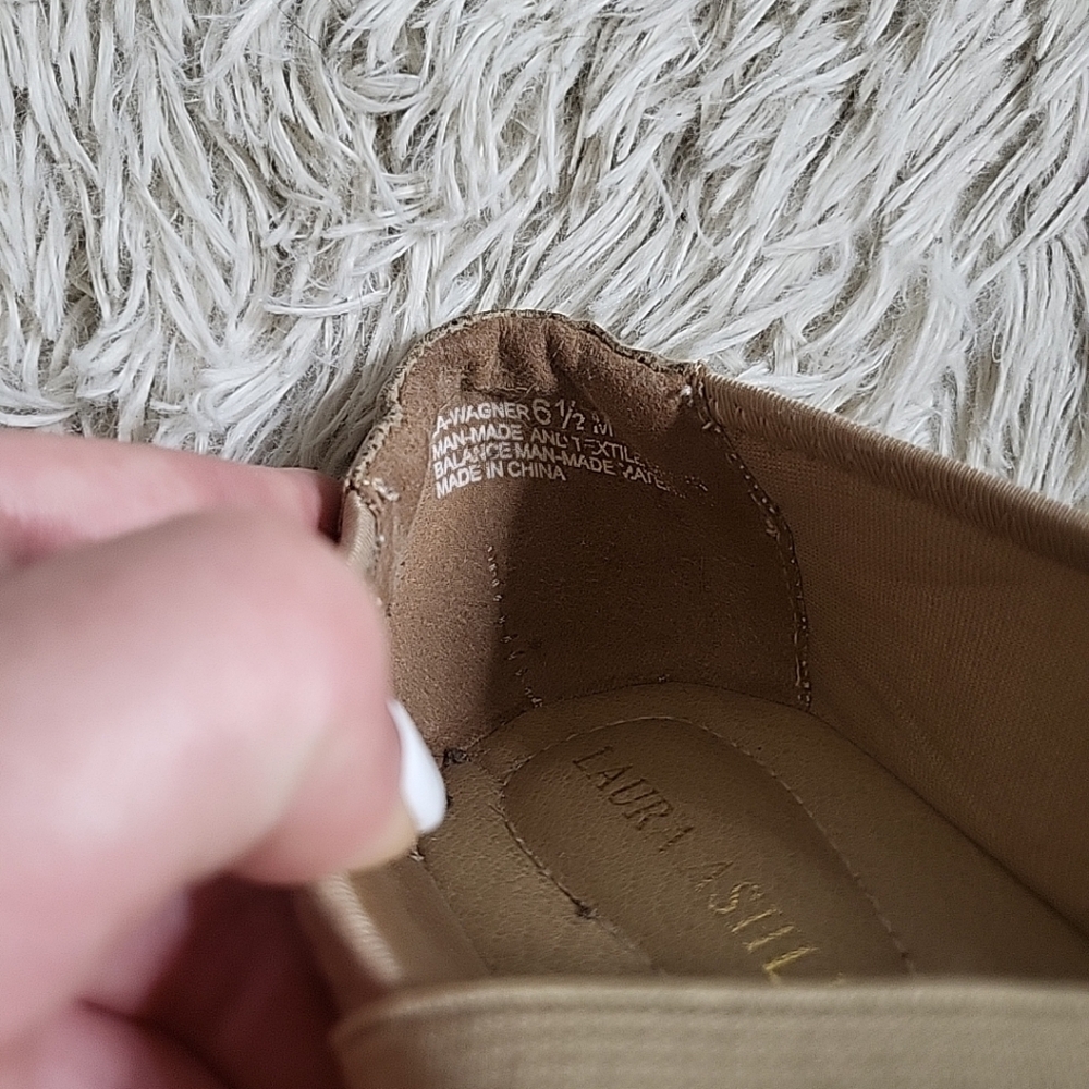 Laura Ashley LA Wagner Tan Nude Beige Wedge Shoes w/ Elastic Strap - 6.5 M - Picture 9 of 12